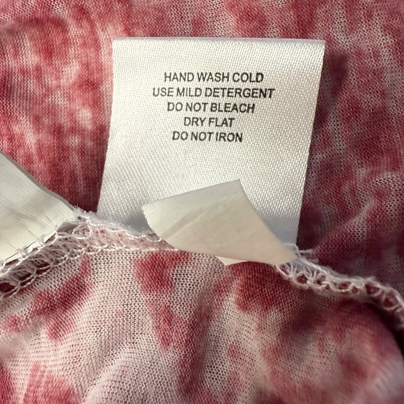 Washington Redskins T-shirt V-neck Women’s SM Commanders Lightweight Soft Vtg - Picture 7 of 7